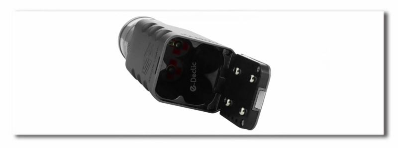 cigarette-electronique-batterie-titan-V2-trappe-accus-steam-crave-E-Déclic